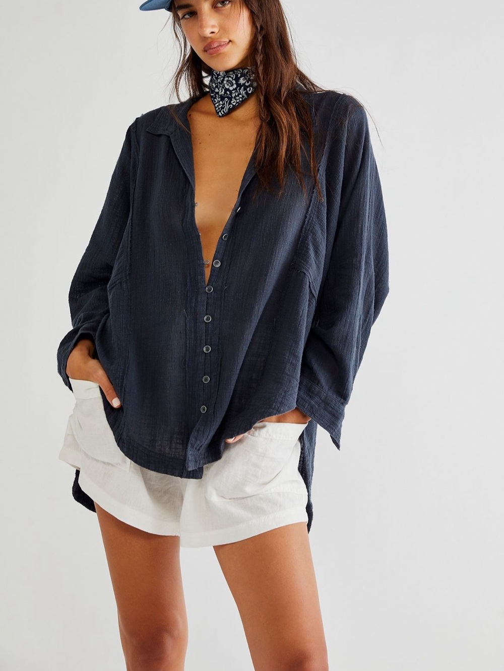 Free People Relaxed Button-Front Women's shirt in black. Xs